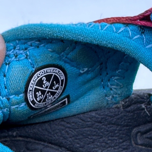 KEEN Big Kid's Youth Rainbow Tie Dye Newport H2 Waterproof Sandals size 2 - Picture 9 of 9